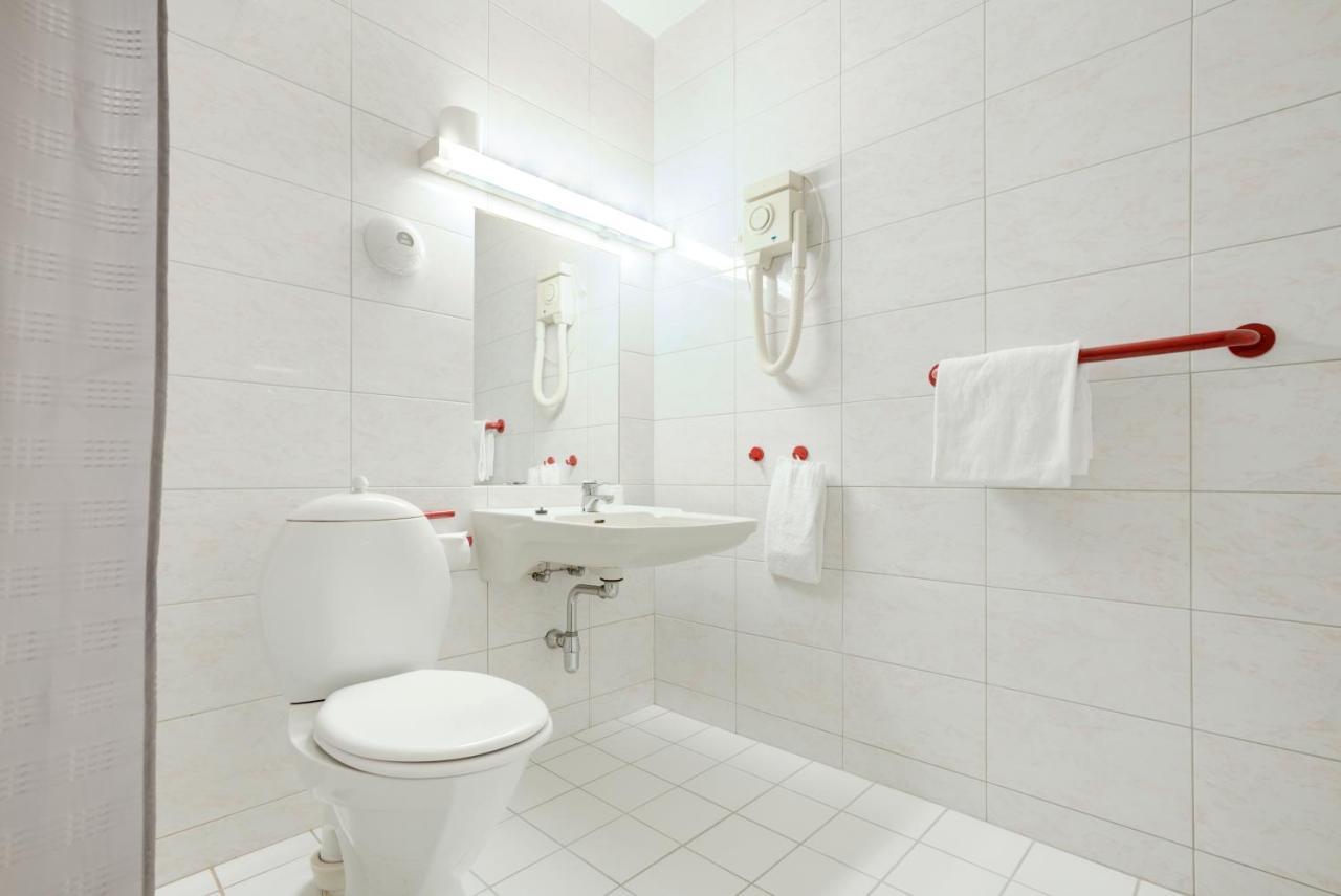 Melbu Hotell Exterior photo